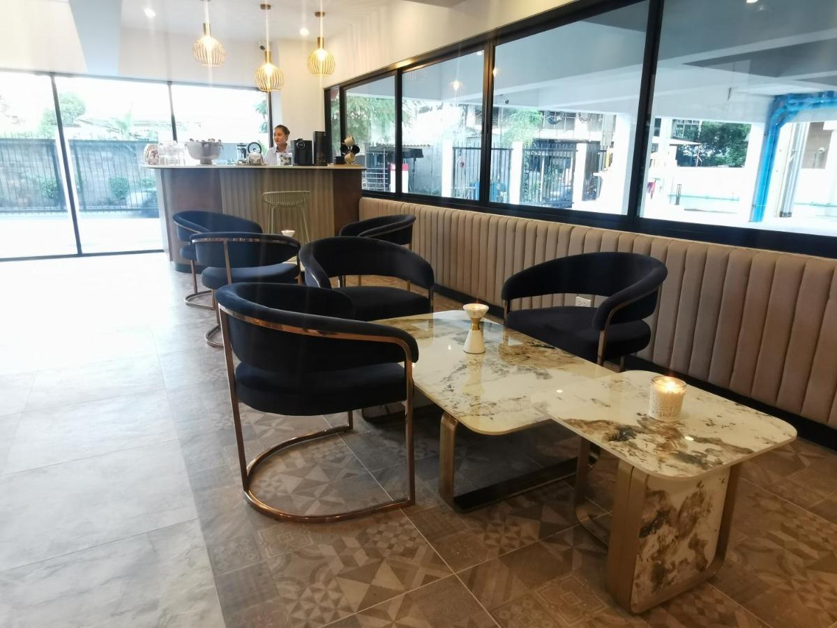 Abc@48 Hotel & Service Apartment Banguecoque Exterior foto